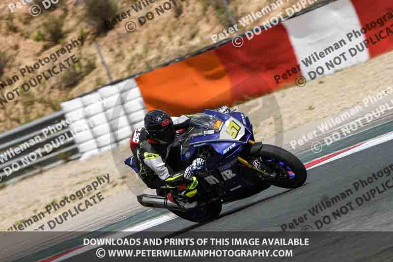 cadwell no limits trackday;cadwell park;cadwell park photographs;cadwell trackday photographs;enduro digital images;event digital images;eventdigitalimages;navarra;no limits trackdays;peter wileman photography;racing digital images;trackday digital images;trackday photos